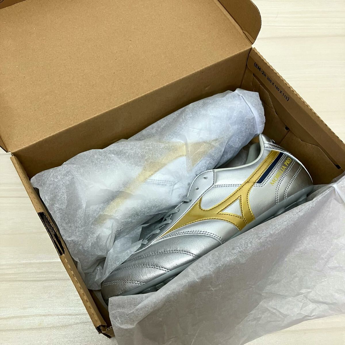 日本未発売 MIZUNO モレリア2 プロ AG プラチナムシルバーパック 日本未発売 MIZUNO モレリア2 プロ AG プラチナムシルバーパック
