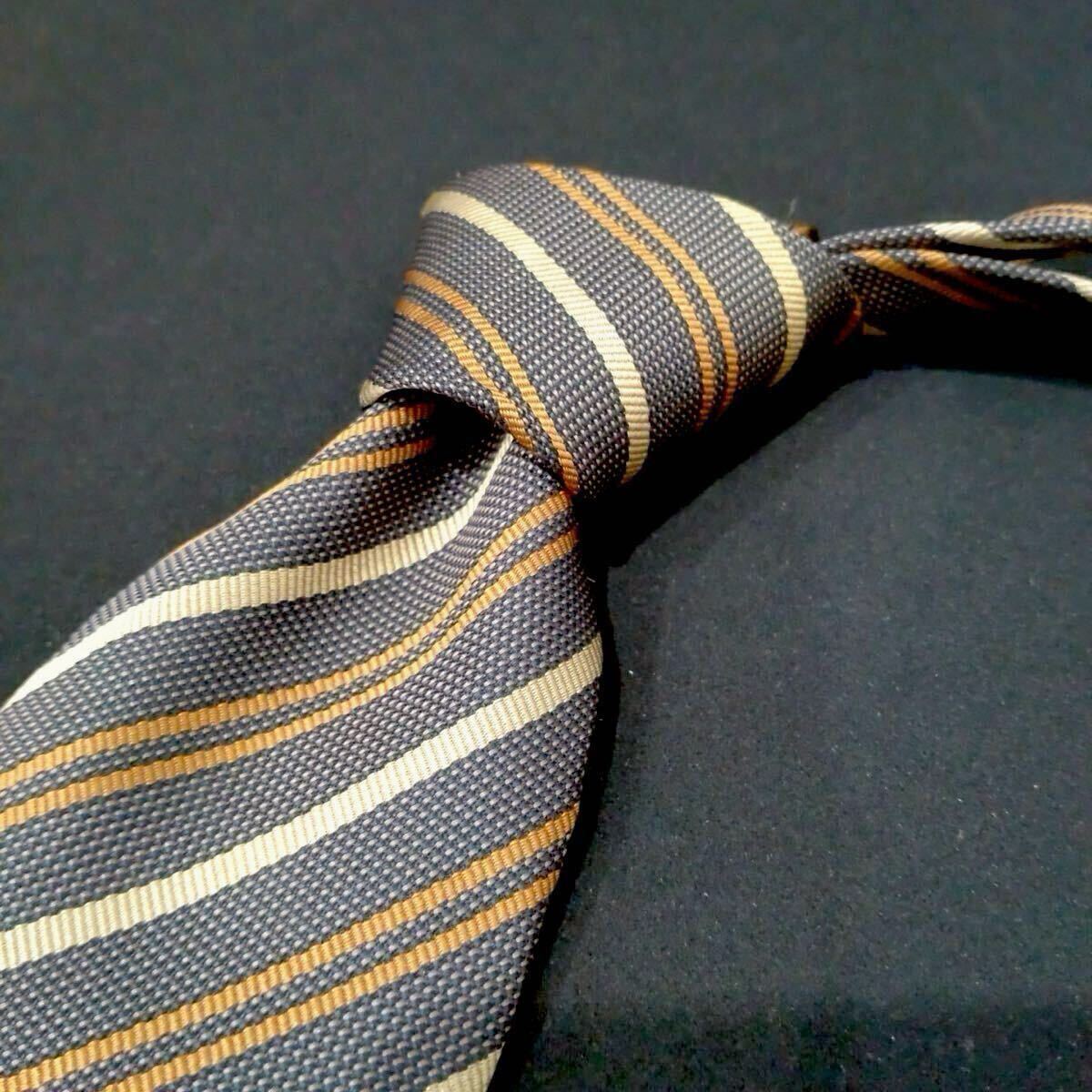 超美品】バーバリー○Burberry○低価格○1円スタート○シルク 超美品】バーバリー○Burberry○低価格○1円スタート○シルク