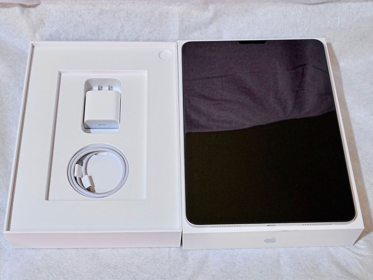 ☆美品☆iPad Air 第4世代 10.9インチ A14 Bionic Wi-Fiモデル ☆美品☆iPad Air 第4世代 10.9インチ A14 Bionic Wi-Fiモデル