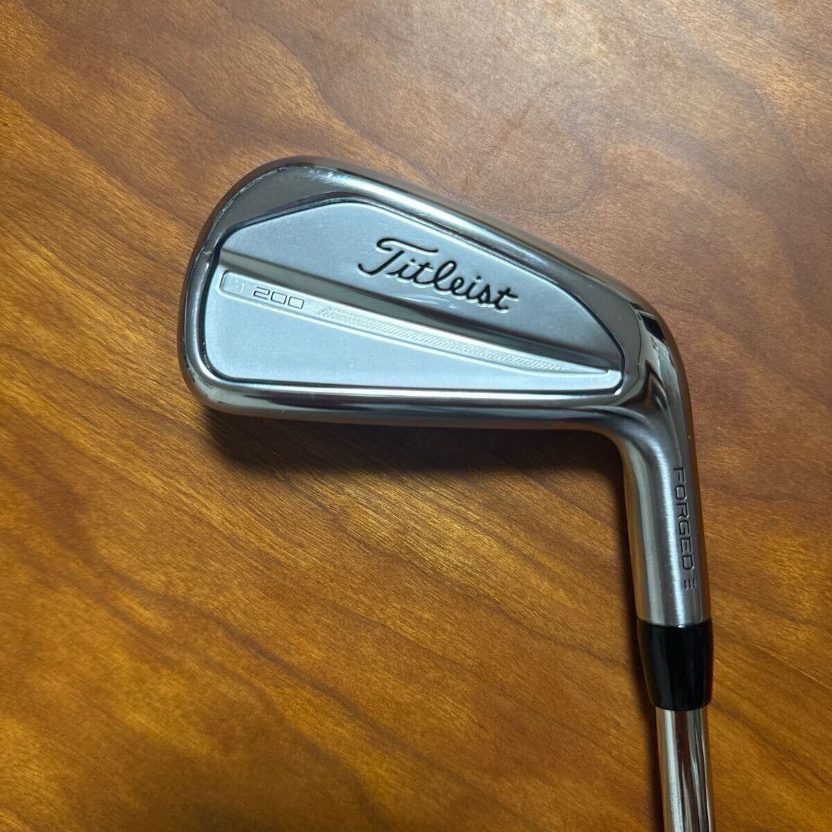 送料無料!美品!タイトリスト単品5番アイアン【Titleist】T200 送料無料!美品!タイトリスト単品5番アイアン【Titleist】T200