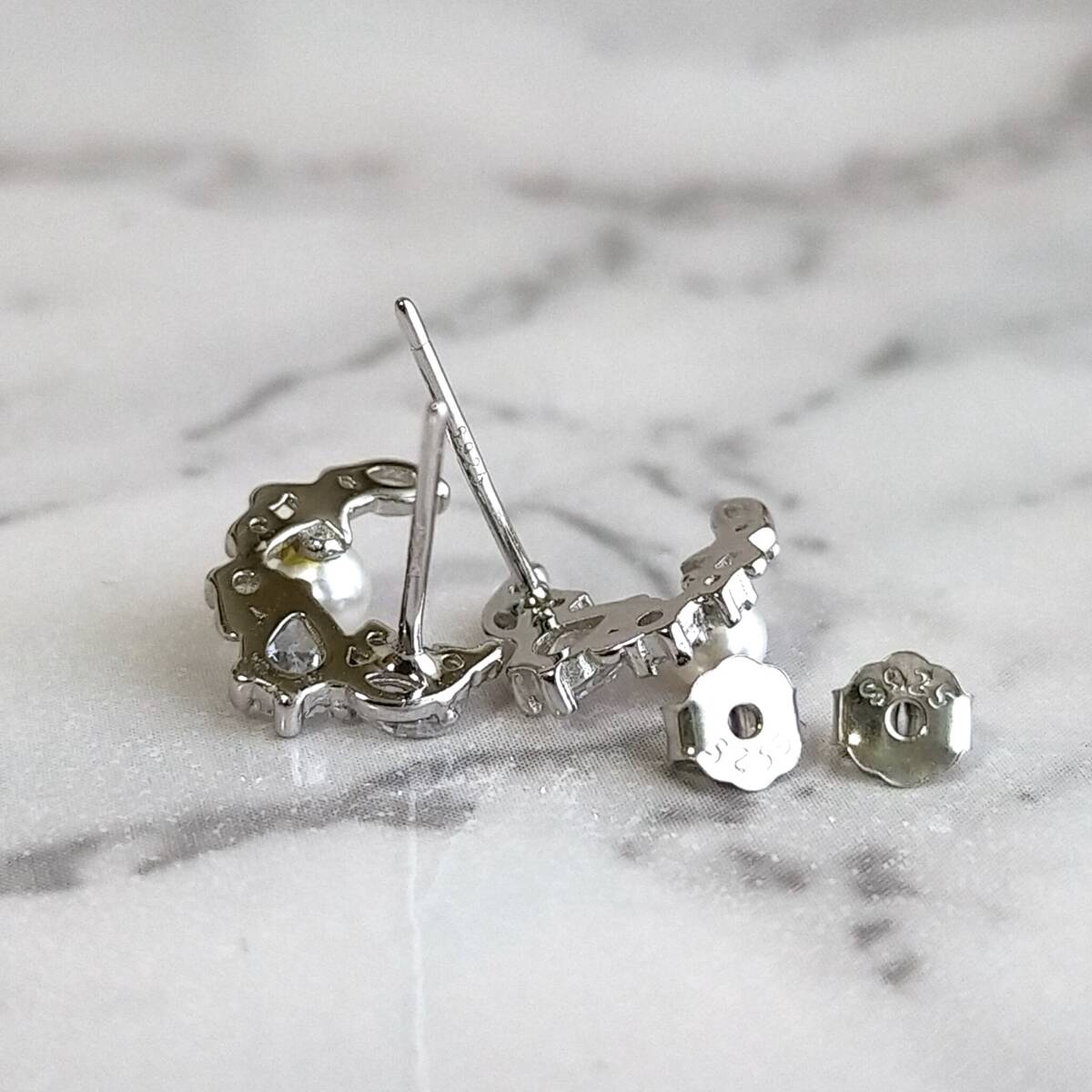 ムーンピアス シルバー 925 小粒パール 両耳 K14ＷGP 月 三日月_画像8