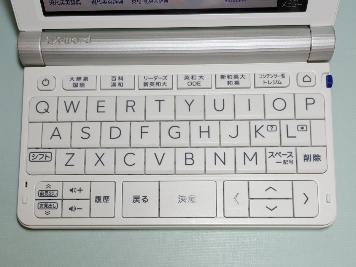 良品 電子辞書 XD-SX9800 付属品セット 上級英語 ドイツ語 独和 良品 電子辞書 XD-SX9800 付属品セット 上級英語 ドイツ語 独和