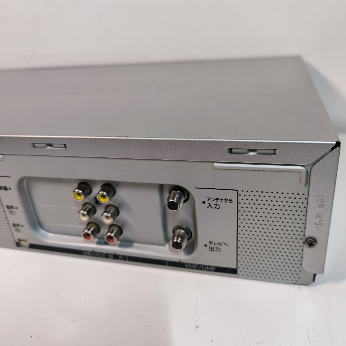 Panasonic VHS ビデオデッキNV-HX33G リモコン付き 分解 Panasonic VHS ビデオデッキNV-HX33G リモコン付き 分解