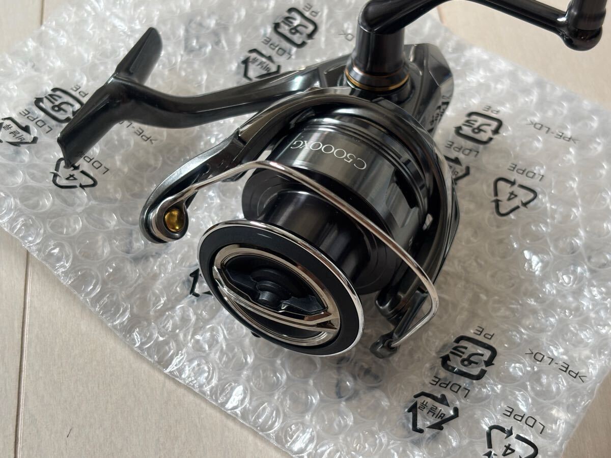シマノ 24 ツインパワー C5000XG SHIMANO TWIN POWER 中古良品 シマノ 24 ツインパワー C5000XG SHIMANO TWIN POWER 中古良品