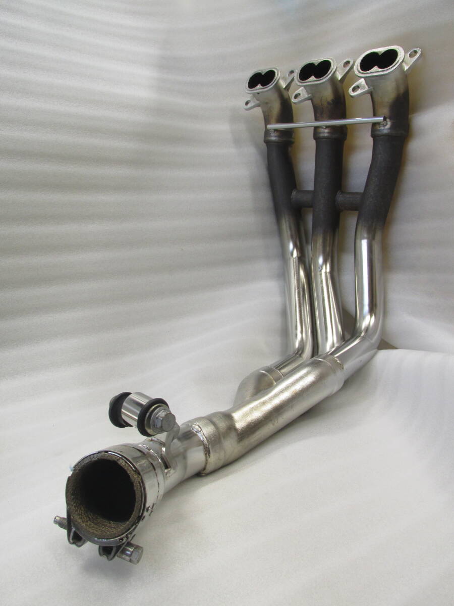 ●　スピードトリプル1050　●　純正エキパイ＆中間パイプセット　AF04_画像4