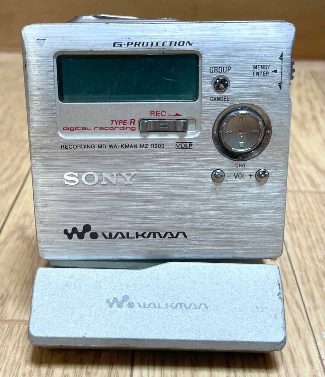 希少! SONY ソニー MDウォークマン MZ-R909 お宝 コレクター 希少! SONY ソニー MDウォークマン MZ-R909 お宝 コレクター