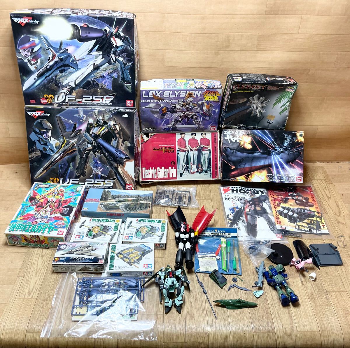 未組立 あり マクロス VF-25S ハセガワ CLER レオパルト2 未組立 あり マクロス VF-25S ハセガワ CLER レオパルト2
