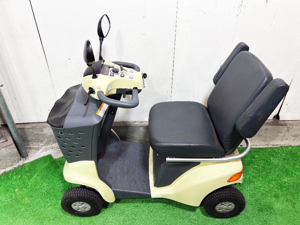 地域限定送料無料☆超美品 中古☆スズキ セニアカー 電動車いす 地域限定送料無料☆超美品 中古☆スズキ セニアカー 電動車いす