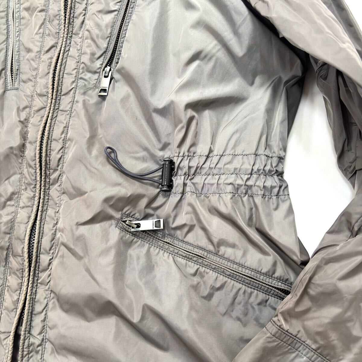 美品/Lサイズ BURBERRY LONDON ナイロンジャケット メガチェック 美品/Lサイズ BURBERRY LONDON ナイロンジャケット メガチェック