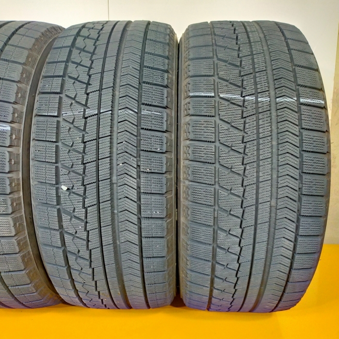 【送料無料】 BRIDGESTONE 235/50R18 97S BLIZZAK XG01 ブリヂストン ブリザック XG01 冬タイヤ スタッドレス 4本 W2982 [中古タイヤ]_画像3