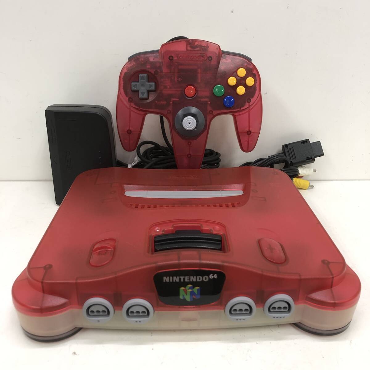 Nintendo ニンテンドー64 本体 NUS-001 クリアレッド Nintendo ニンテンドー64 本体 NUS-001 クリアレッド