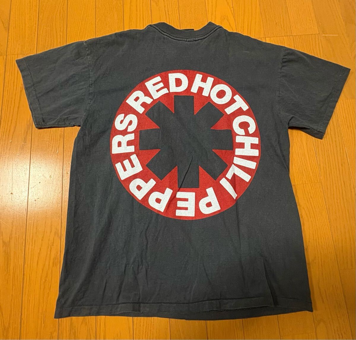 激レア レッドホットチリペッパーズ USA製 ブラック Tシャツ L 激レア レッドホットチリペッパーズ USA製 ブラック Tシャツ L