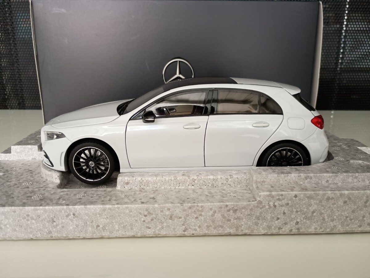 メルセデス特注 メルセデス ベンツ Aクラス W177 2018 1/18 メルセデス特注 メルセデス ベンツ Aクラス W177 2018 Mercedes