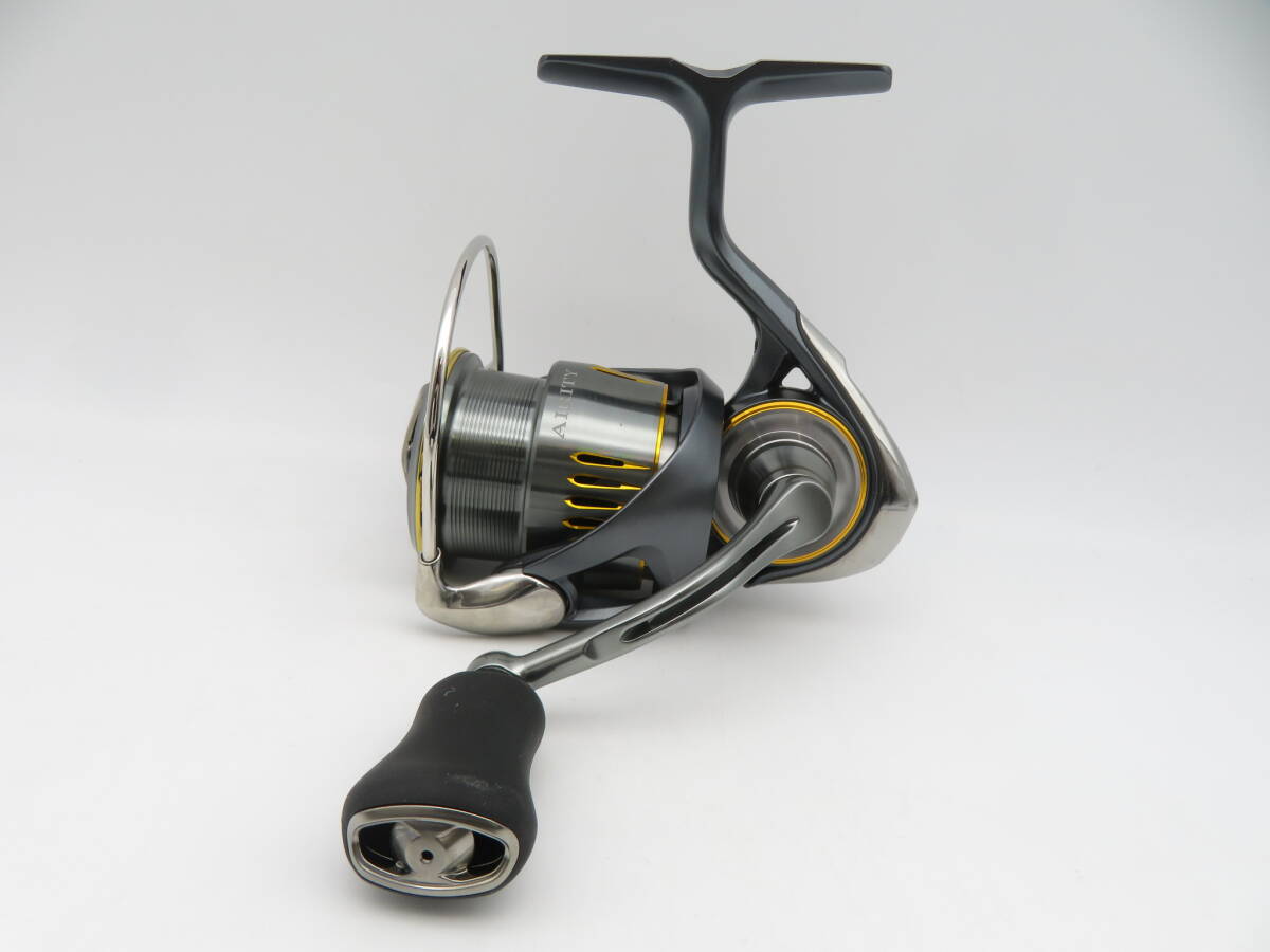 キズなし】FI-967◇ダイワ 23エアリティ LT2500S-XH 中古品 キズなし】FI-967◇ダイワ 23エアリティ LT2500S-XH 中古品
