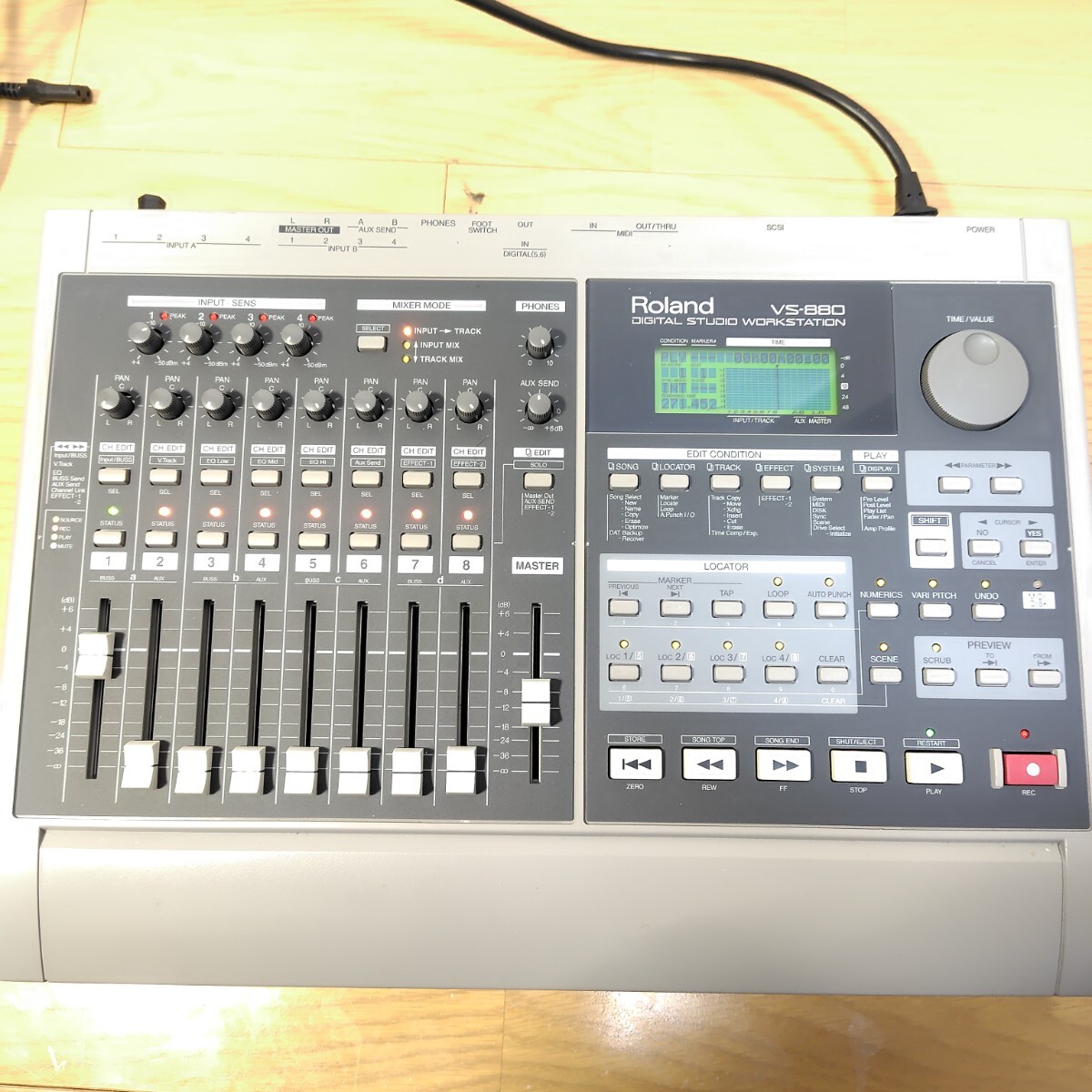 Yahoo!オークション - Roland HDレコーダー VS-880 HD マルチ Yahoo!オークション - Roland HDレコーダー VS-880 HD マルチ