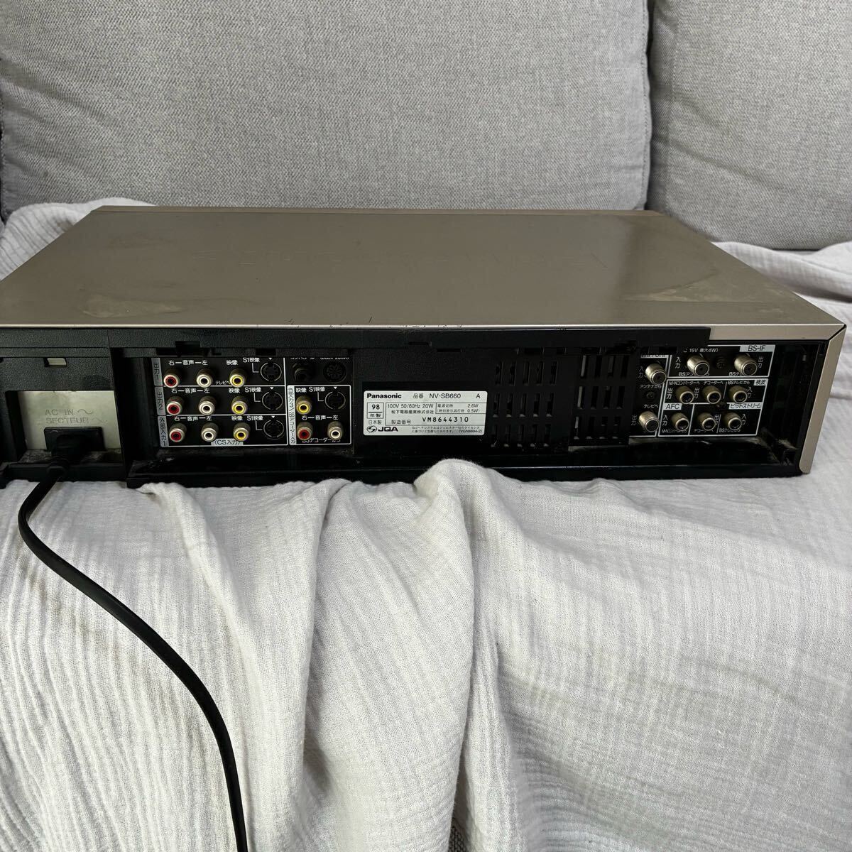 Panasonic パナソニック NV-SB660 ビデオデッキ 通電確認済(VHS Panasonic パナソニック NV-SB660 ビデオデッキ 通電確認済(VHS