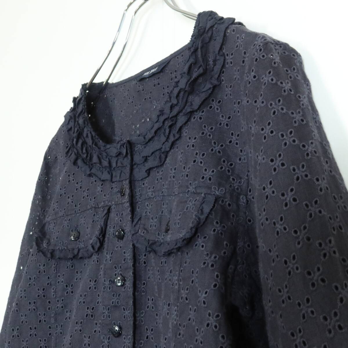 【美品】ピンクハウス★かぶせ段々フリル&刺繍のジャケット サイズ3(M) 麻100 紺系 z12970