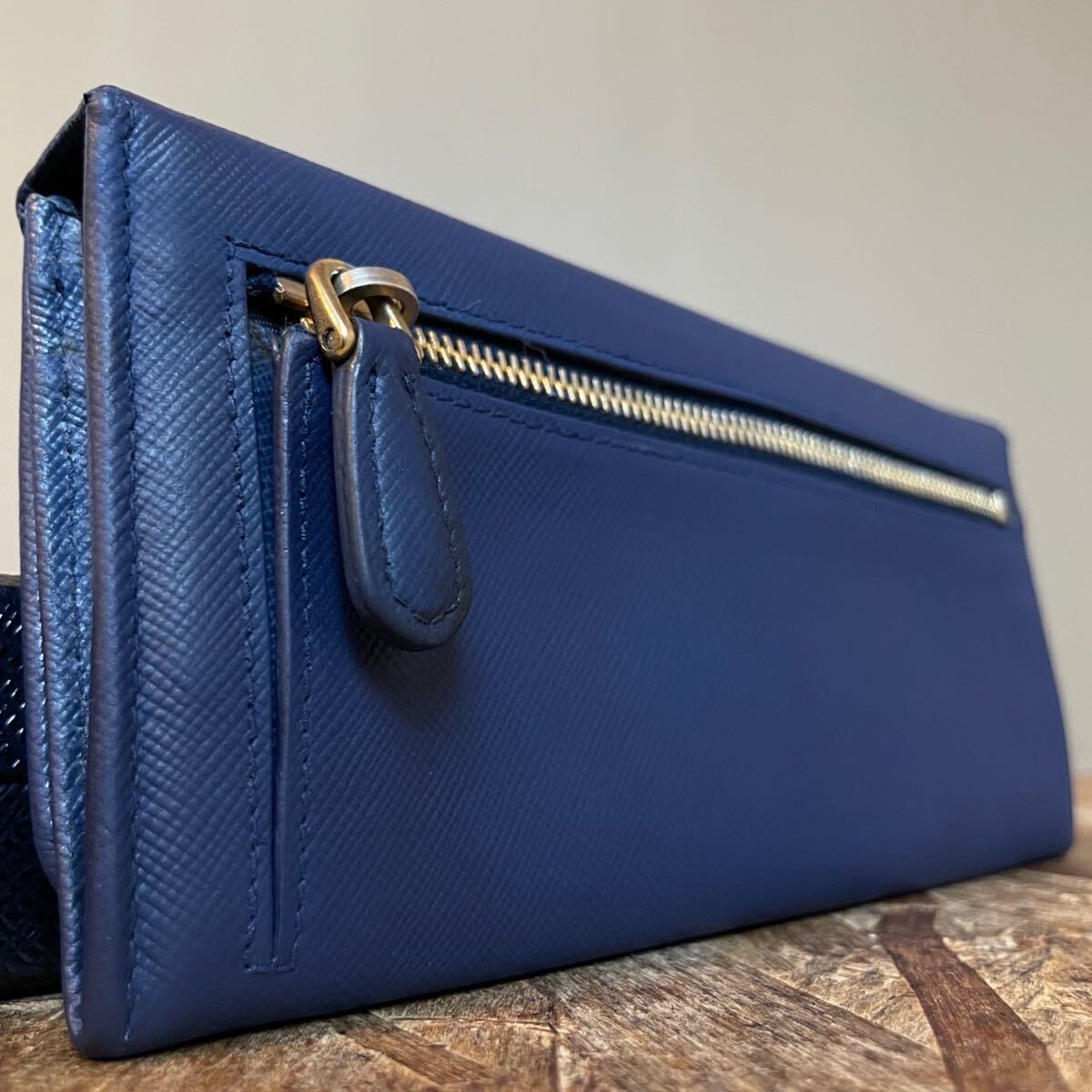 一円 美品 PRADA プラダ サフィアーノレザー 男女 レザー 長財布 一円 美品 PRADA プラダ サフィアーノレザー 男女 レザー 長財布