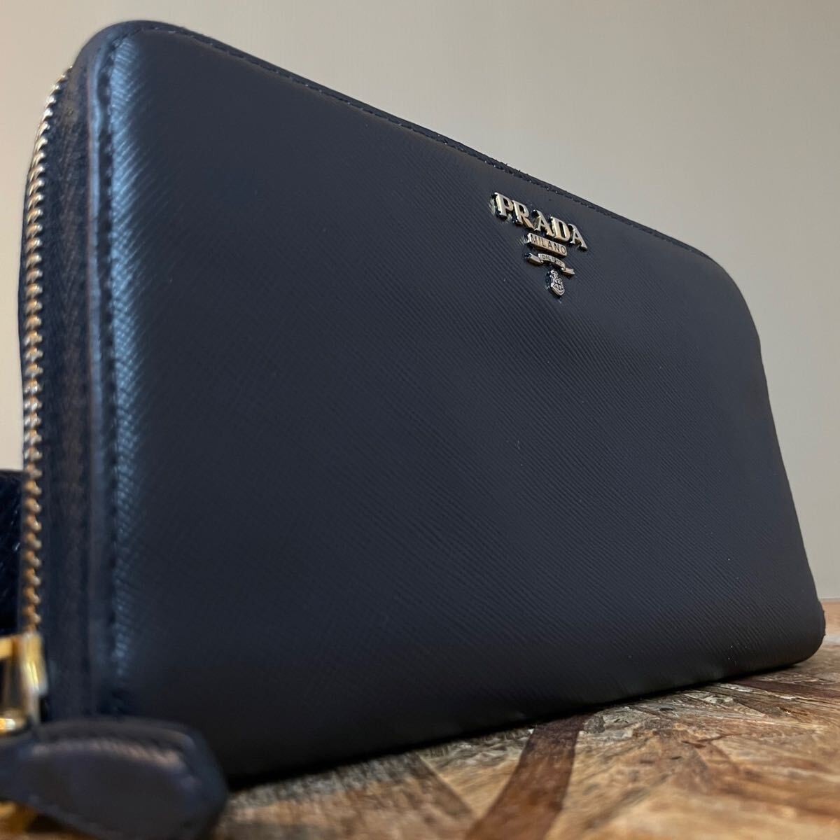 一円 美品 PRADA プラダ サフィアーノレザー 男女 レザー 一円 美品 PRADA プラダ サフィアーノレザー 男女 レザー