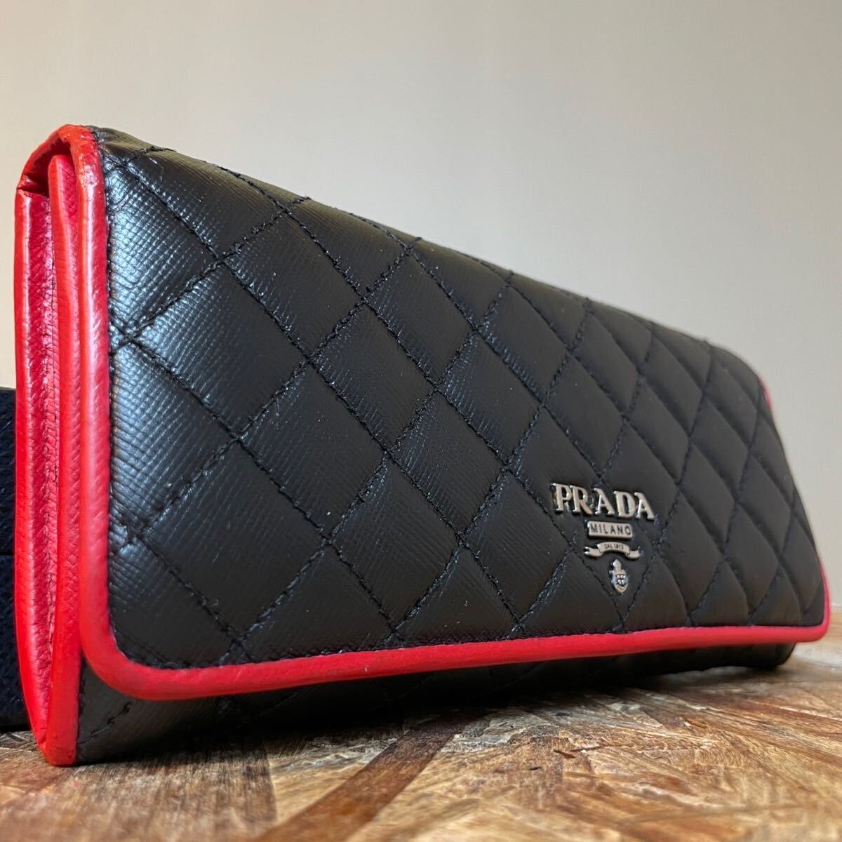一円 美品 プラダ PRADA ラウンドファスナー 長財布 一円 美品 プラダ PRADA ラウンドファスナー 長財布