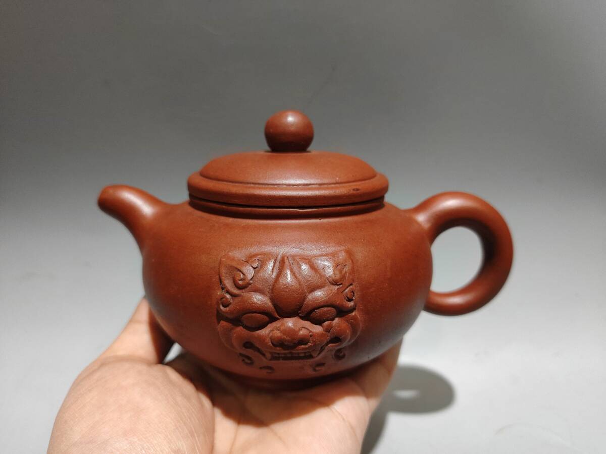 Yahoo!オークション - 『館蔵珍品 紫砂壺 獣面古壺 何道洪款 紅 Yahoo!オークション - 『館蔵珍品 紫砂壺 獣面古壺 何道洪款 紅