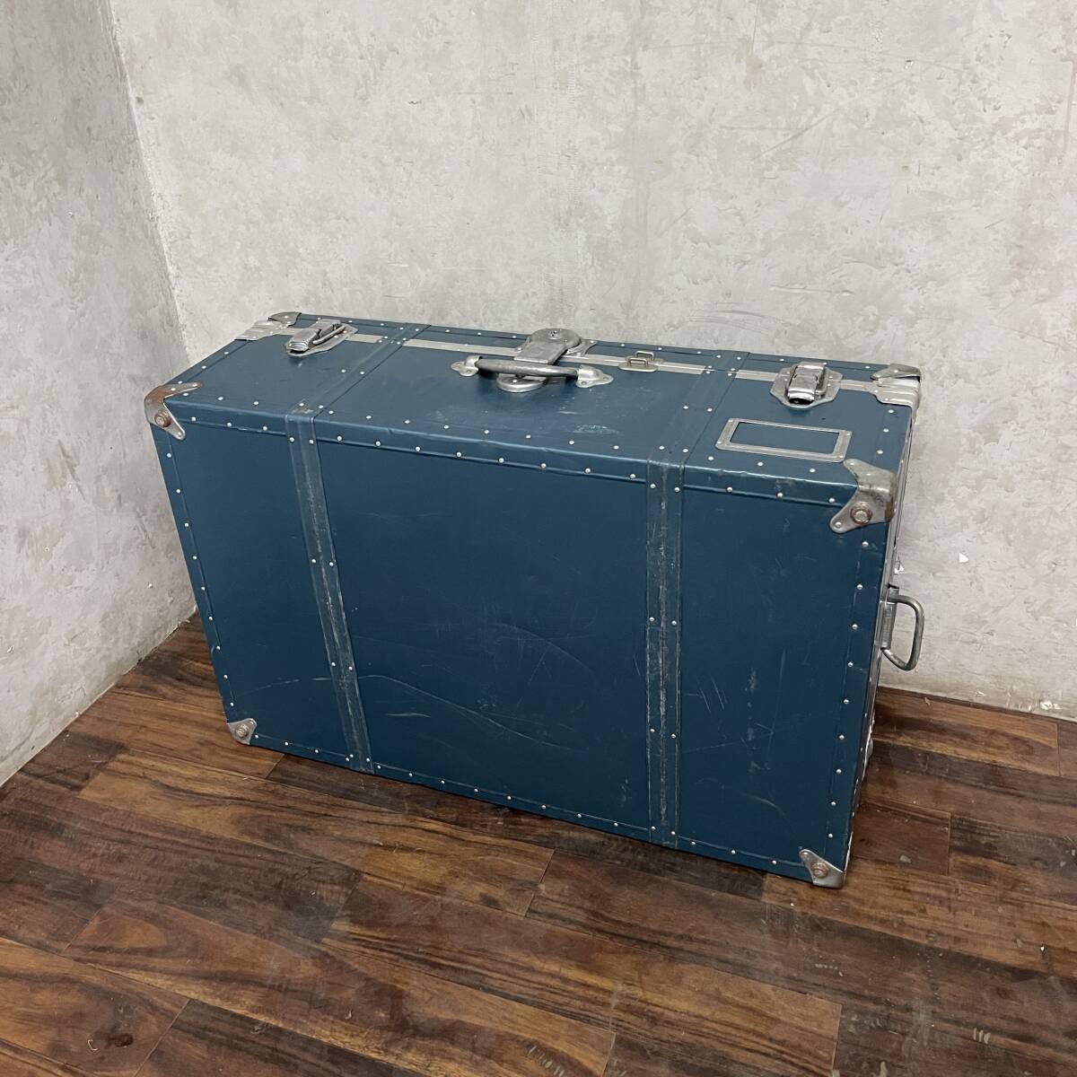 UNY32/29 アンティーク 大型 トランク 80X29X51㎝ 船舶 UNY32/29 アンティーク 大型 トランク 80X29X51㎝ 船舶
