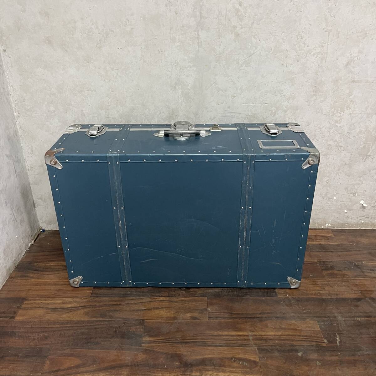UNY32/29 アンティーク 大型 トランク 80X29X51㎝ 船舶 UNY32/29 アンティーク 大型 トランク 80X29X51㎝ 船舶
