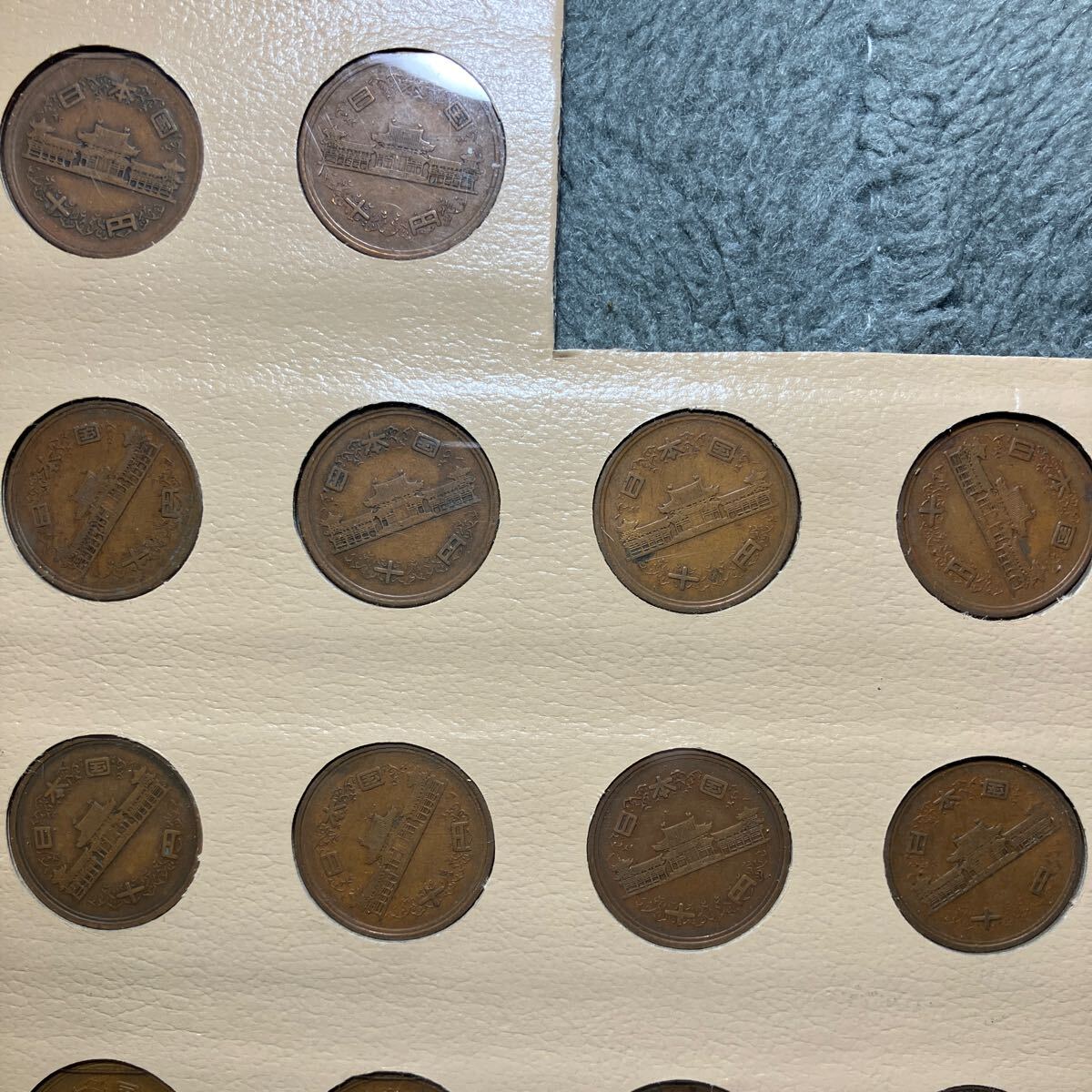 昭和26年から昭和50年までの10円硬貨 現行貨幣アルバム アルバム 昭和26年から昭和50年までの10円硬貨 現行貨幣アルバム アルバム