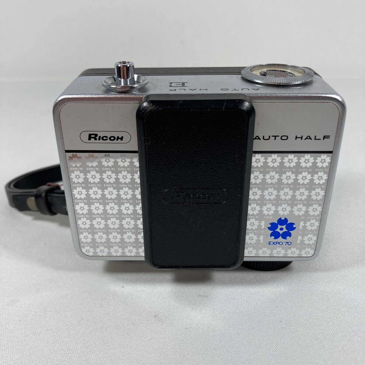 コンパクトフィルムカメラ RICOH リコー AUTO HALF EXPO 70 コンパクトフィルムカメラ RICOH リコー AUTO HALF EXPO 70