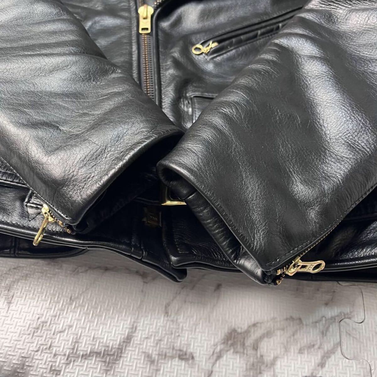 極美品【米国製】vanson バンソン ダブルライダース 36サイズ 極美品【米国製】vanson バンソン ダブルライダース 36サイズ