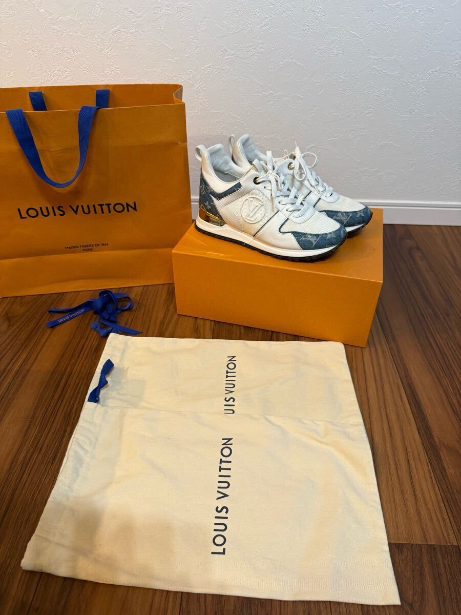 極美品】LOUIS VUITTON ルイヴィトン LV ランアウェイ・ライン 極美品】LOUIS VUITTON ルイヴィトン LV ランアウェイ・ライン
