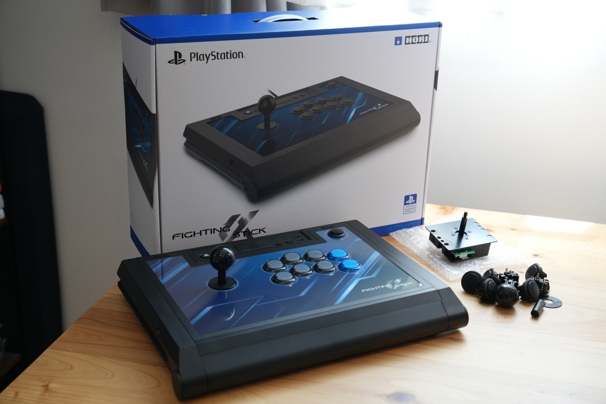 ◇◇【三和電子製レバー・ボタン換装済み】HORI ホリ アーケード ◇◇【三和電子製レバー・ボタン換装済み】HORI ホリ アーケード