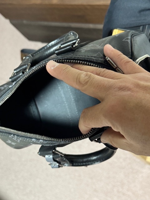 ルイヴィトン キーポル25 モノグラムエクリプス|Yahoo!フリマ ルイヴィトン キーポル25 モノグラムエクリプス|Yahoo!フリマ