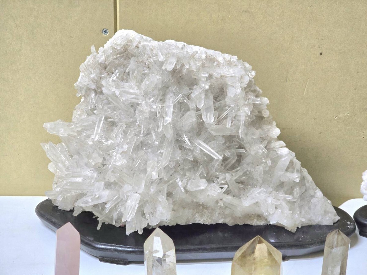 274 重量約11キロ 水晶 まとめて 六角柱 水晶クラスター 原石 274 重量約11キロ 水晶 まとめて 六角柱 水晶クラスター 原石