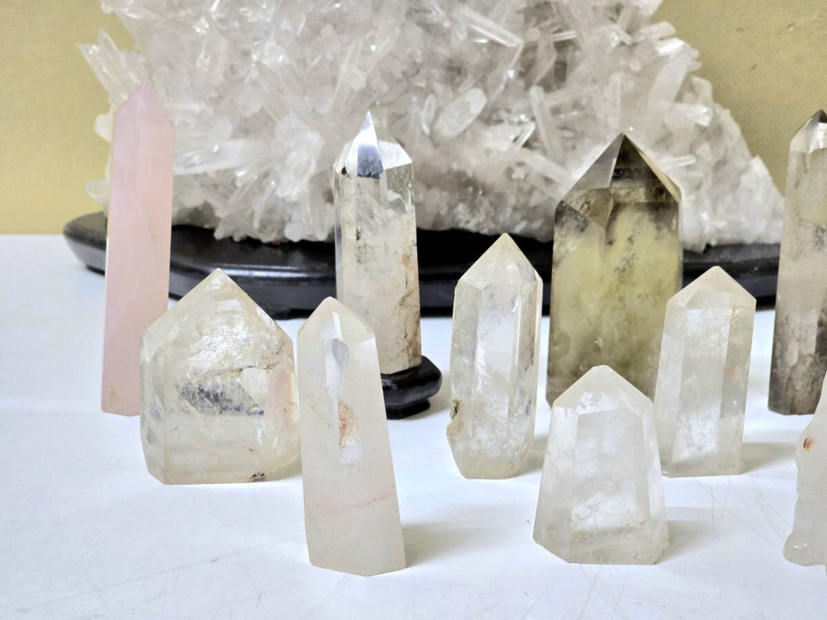 274 重量約11キロ 水晶 まとめて 六角柱 水晶クラスター 原石 274 重量約11キロ 水晶 まとめて 六角柱 水晶クラスター 原石
