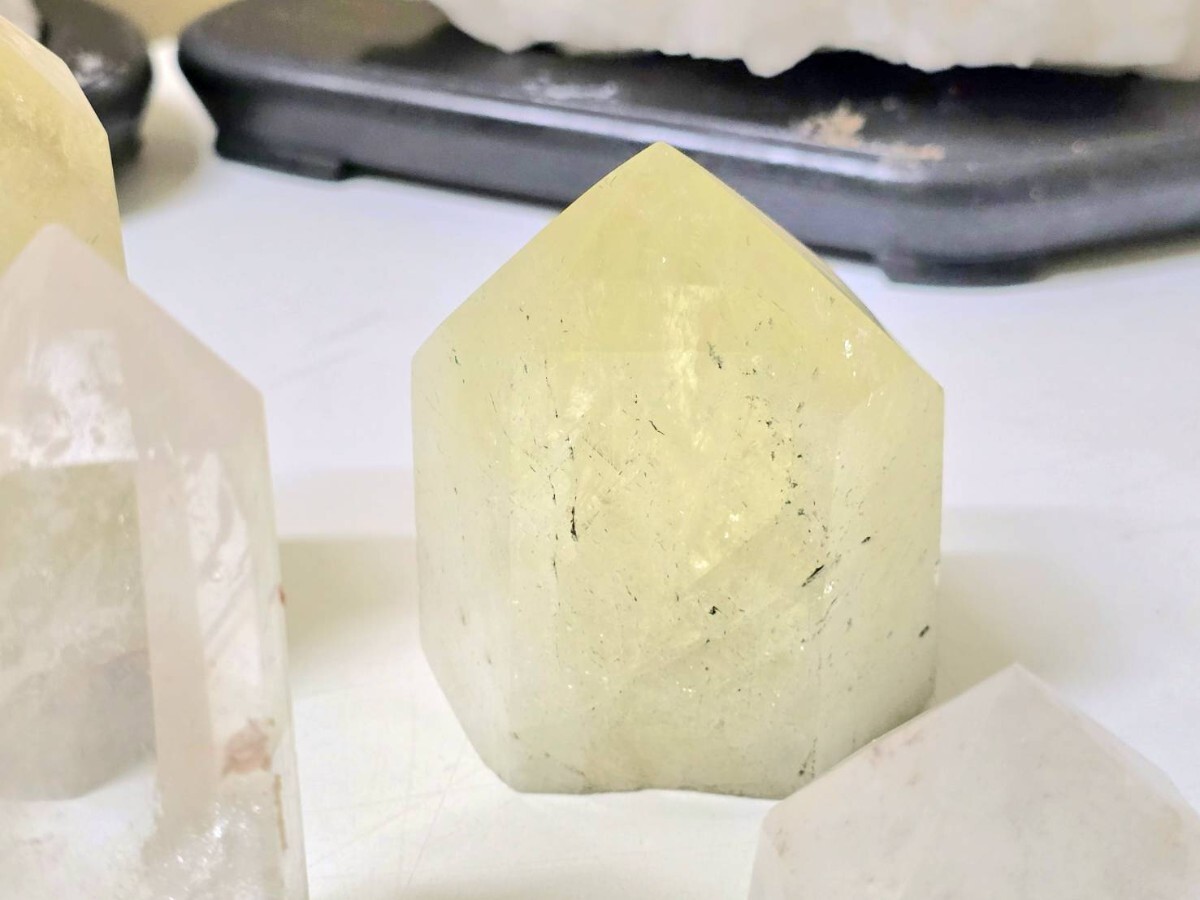 274 重量約11キロ 水晶 まとめて 六角柱 水晶クラスター 原石 274 重量約11キロ 水晶 まとめて 六角柱 水晶クラスター 原石
