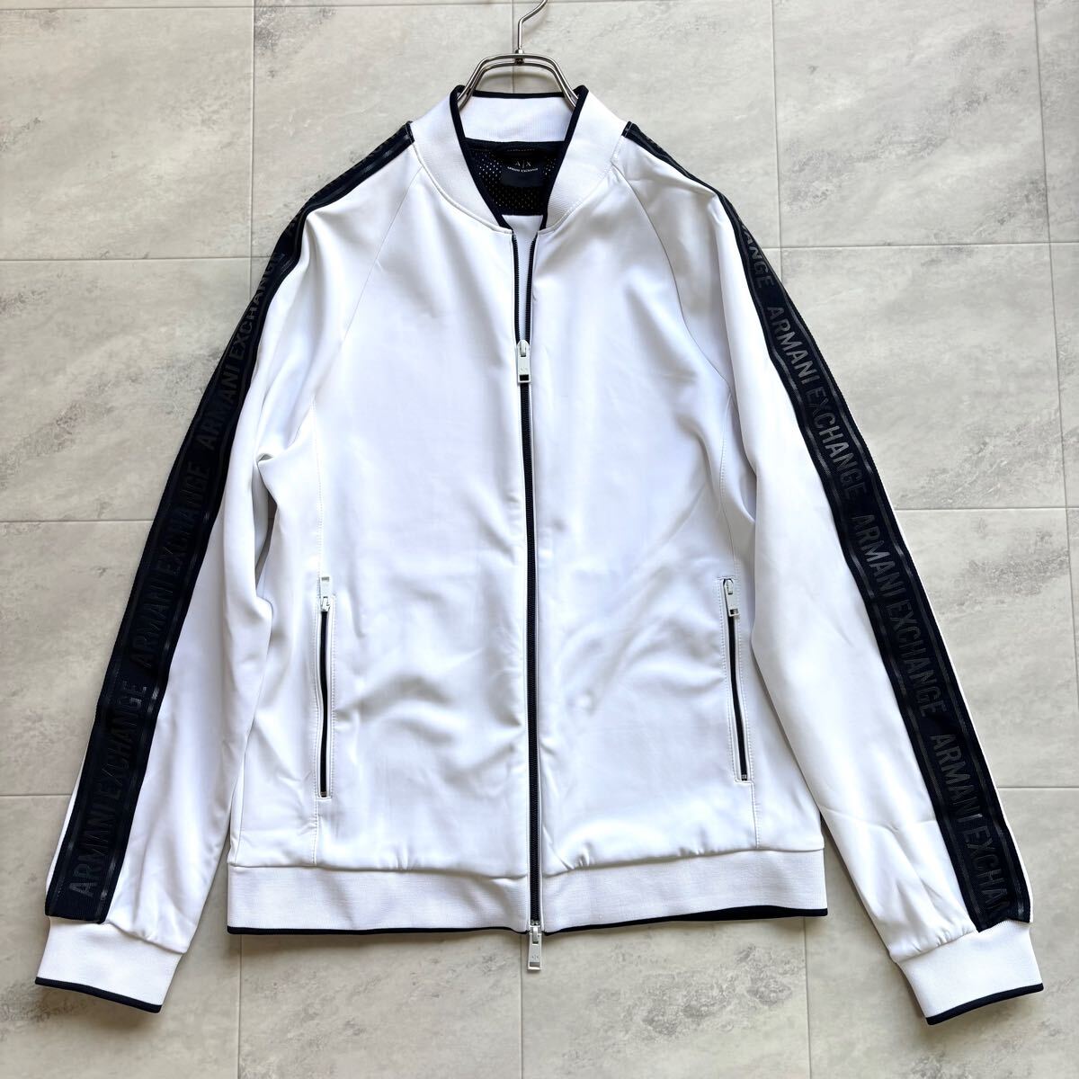 美品 L相当】近年モデル アルマーニ エクスチェンジ ARMANI 袖 美品 L相当】近年モデル アルマーニ エクスチェンジ ARMANI 袖