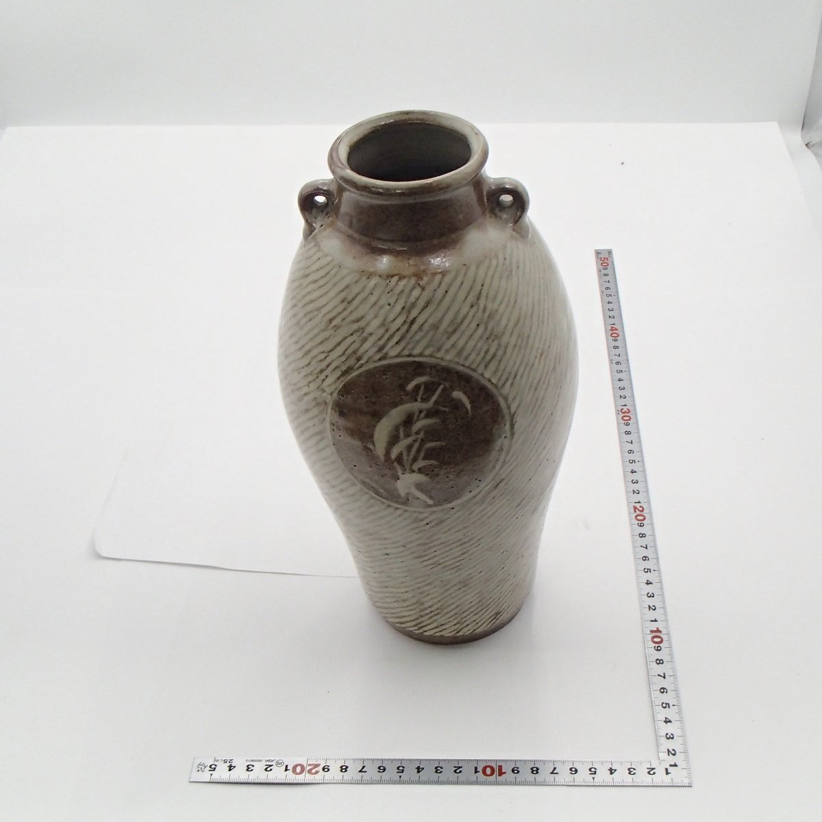 ☆人間国宝☆ 骨董、絵画 島岡達三壺 壺 /地釉象嵌草花文壷/ 約 ☆人間国宝☆ 骨董、絵画 島岡達三壺 壺 /地釉象嵌草花文壷/ 約