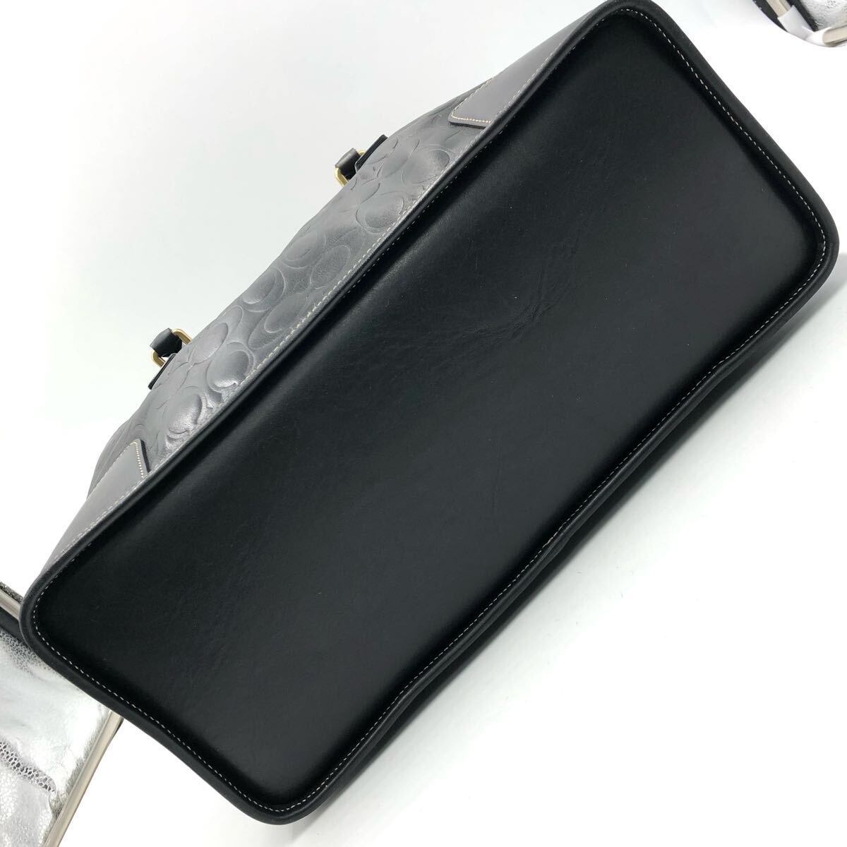 希少/極美品○コーチ COACH ビジネス トートバッグ 肩掛け A4 大 希少/極美品○コーチ COACH ビジネス トートバッグ 肩掛け A4 大