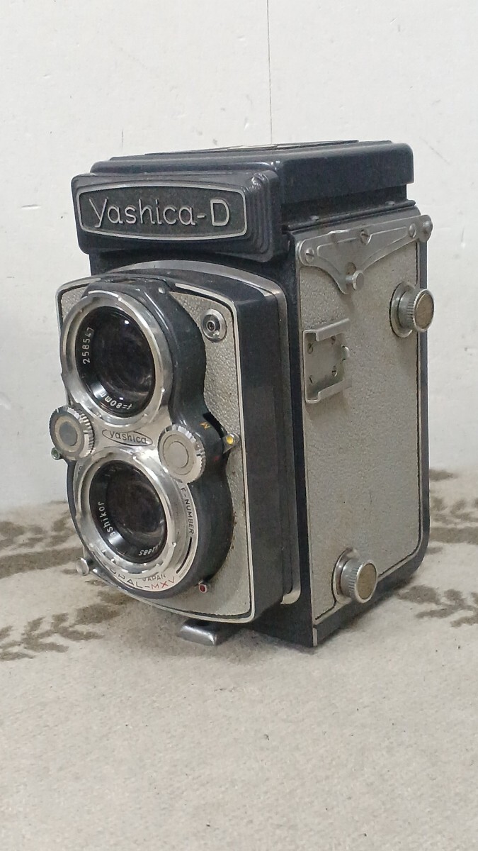 ジャンク】二眼レフ フィルムカメラ ヤシカ Yashica-D 1:3.5 f ジャンク】二眼レフ フィルムカメラ ヤシカ Yashica-D 1:3.5 f