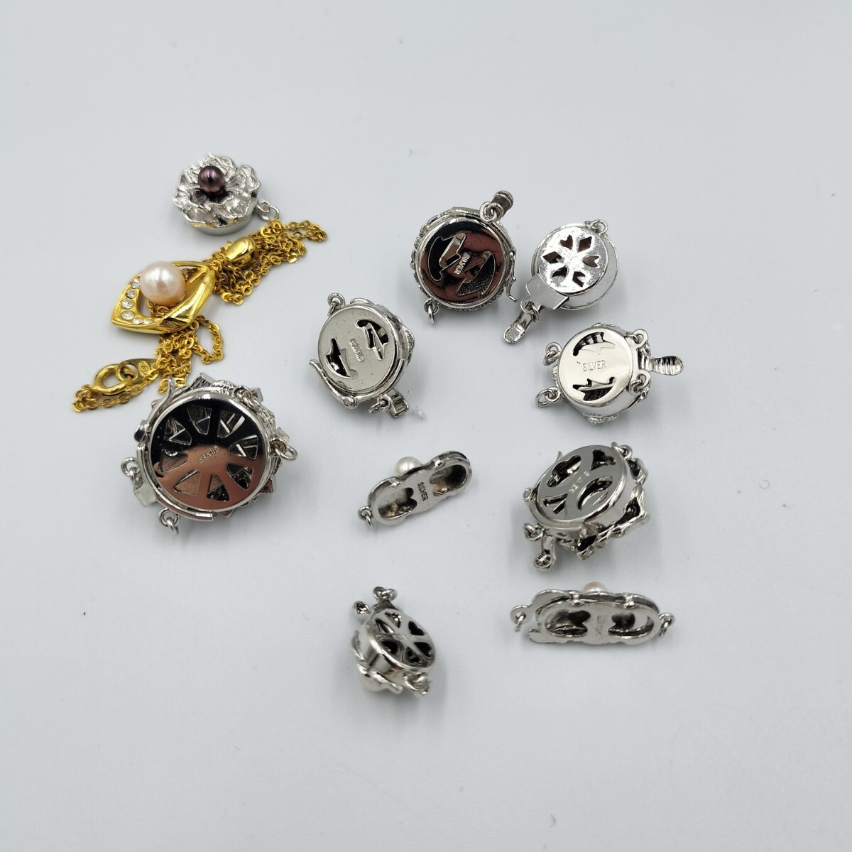 豪華!】アクセサリー パール 真珠 ネックレス 大量 まとめ 豪華!】アクセサリー パール 真珠 ネックレス 大量 まとめ