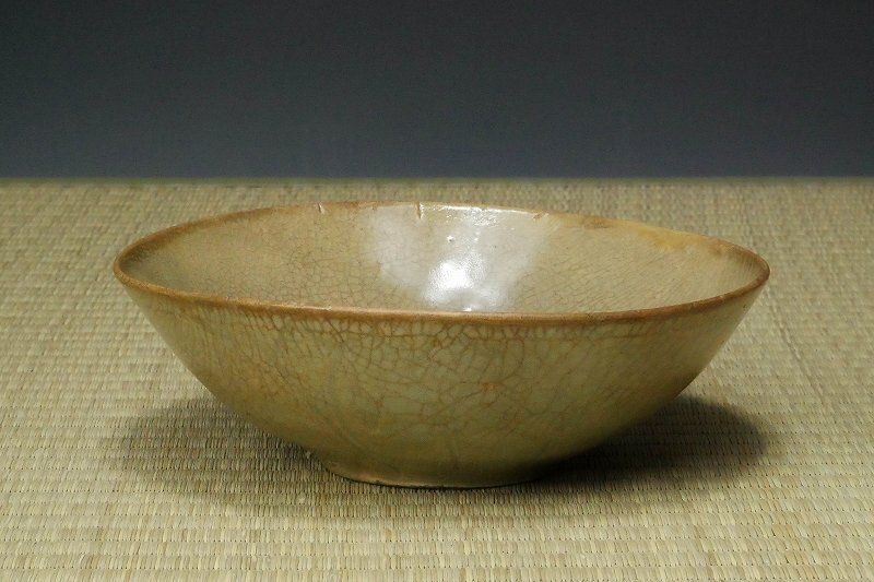幸 古寺の蔵 】高麗 青磁 蓮華紋 茶碗 錦壷極箱◇当店保証 李朝 幸 古寺の蔵 】高麗 青磁 蓮華紋 茶碗 錦壷極箱◇当店保証 李朝