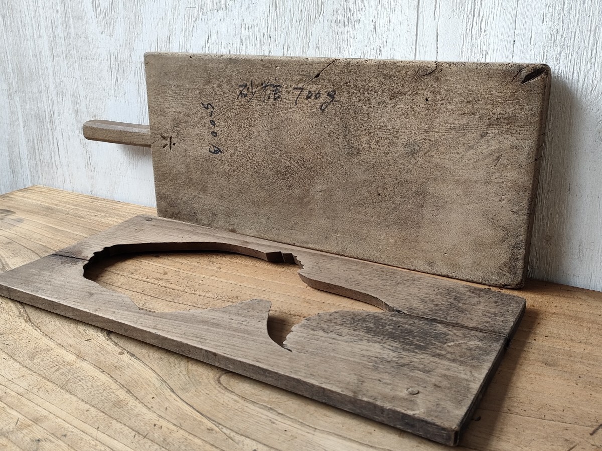 古い 菓子型 鯛 尺鯛 32cm 木型 和菓子 木枠 型抜き 落雁 ねり 古い 菓子型 鯛 尺鯛 32cm 木型 和菓子 木枠 型抜き 落雁 ねり