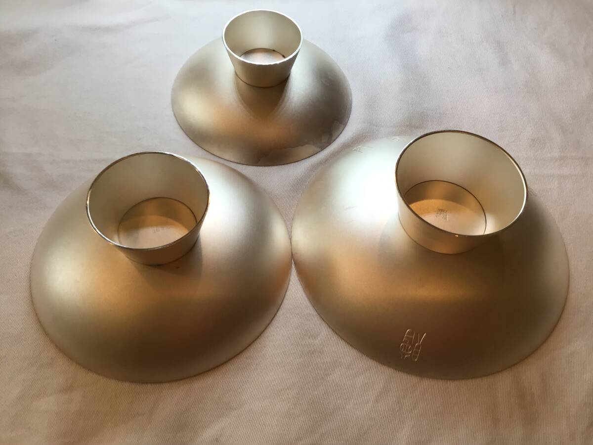 銀製品 銀杯 盃 3客 供箱 造幣局製 桐紋 (2025424)②(銀製 銀製品 銀杯 盃 3客 供箱 造幣局製 桐紋 (2025424)②(銀製