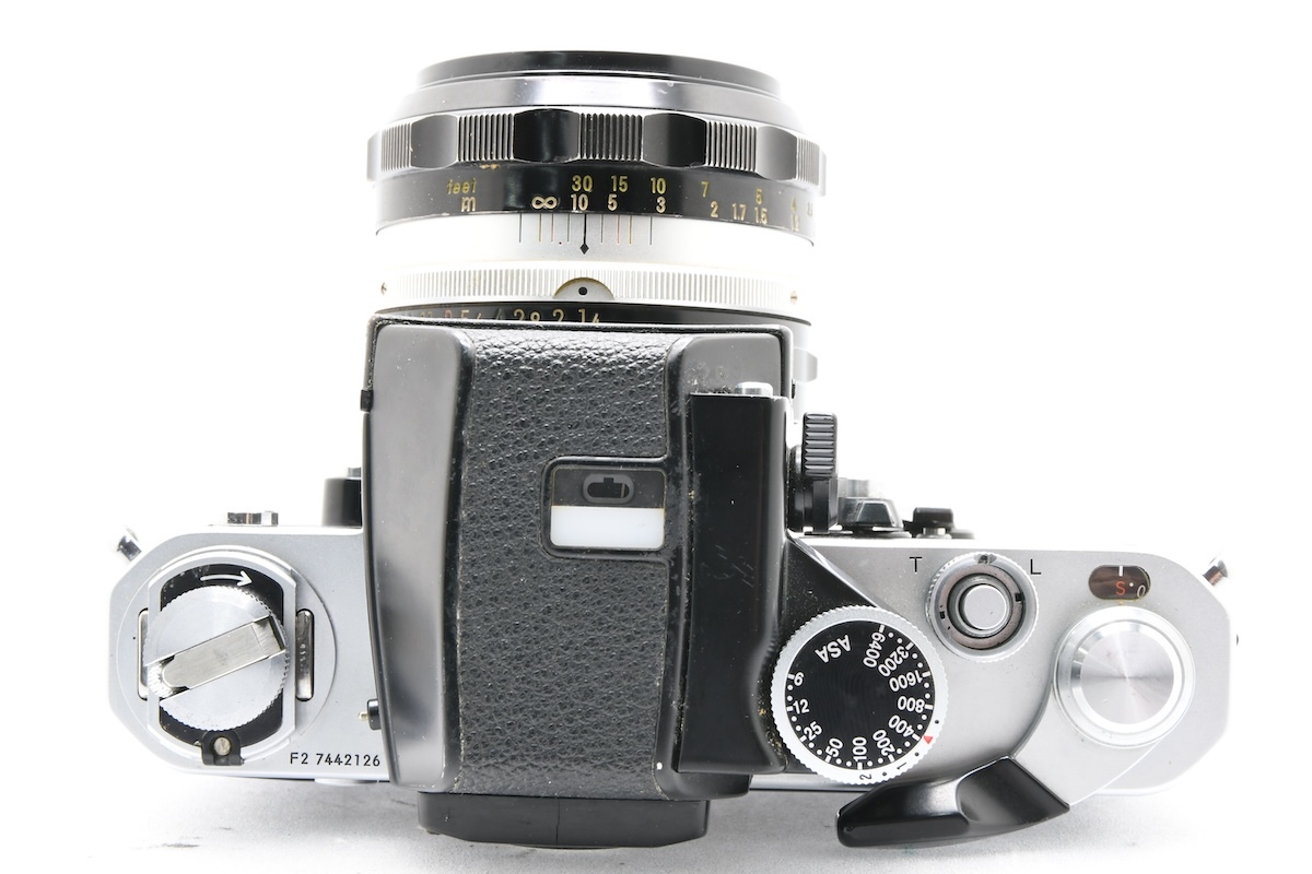 Nikon F2 フォトミック 744万台 + 非AI NIKKOR-S・C Auto 50mm Nikon F2 フォトミック 744万台 + 非AI NIKKOR-S・C Auto 50mm