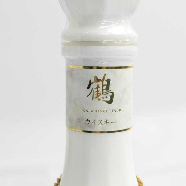 1円~NIKKA(ニッカ)鶴 43% 700ml 白陶器(重量 1427g 1円~NIKKA(ニッカ)鶴 43% 700ml 白陶器(重量 1427g