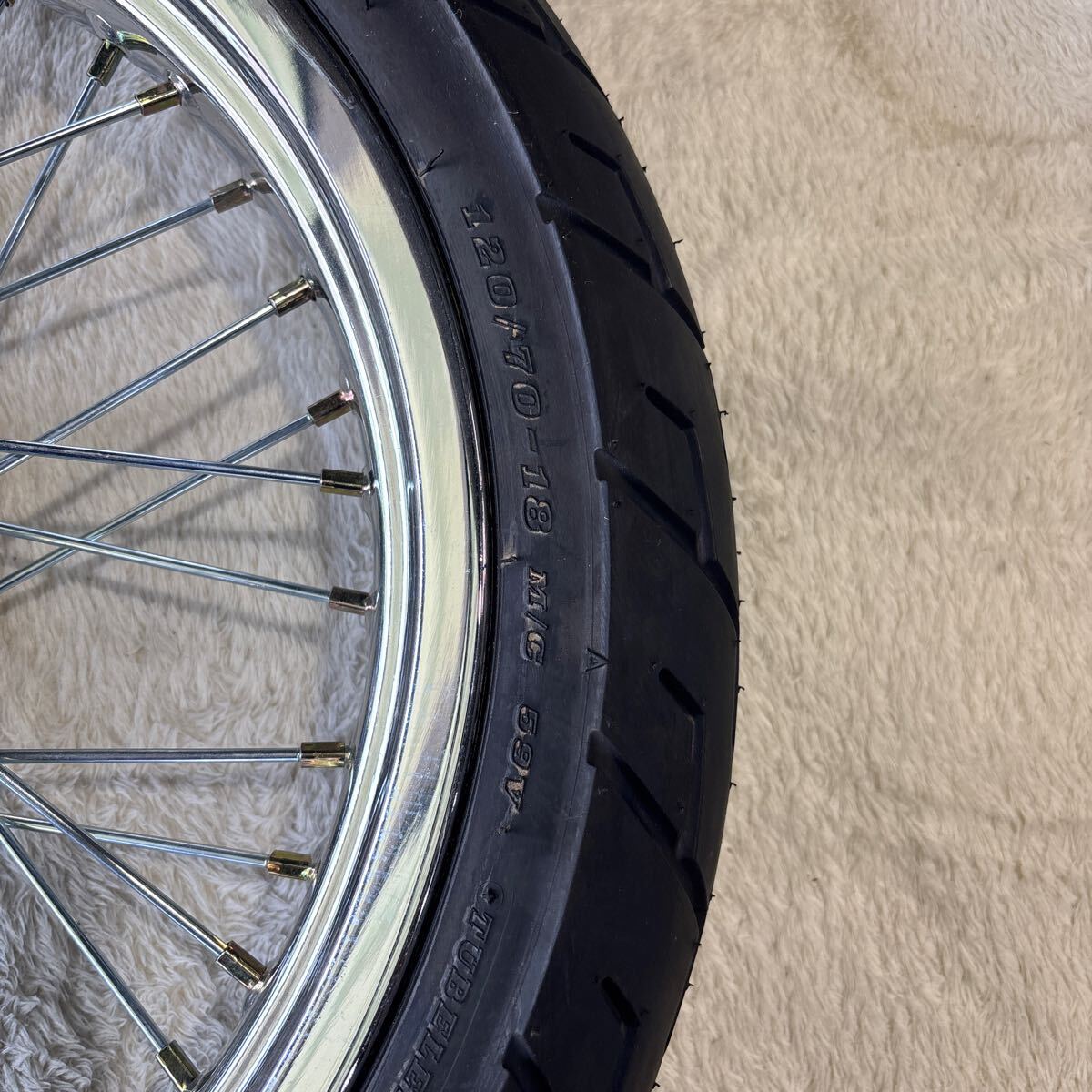 カワサキ ゼファー400 Z2風ワイヤーホイールセット 格安出品 カワサキ ゼファー400 Z2風ワイヤーホイールセット 格安出品
