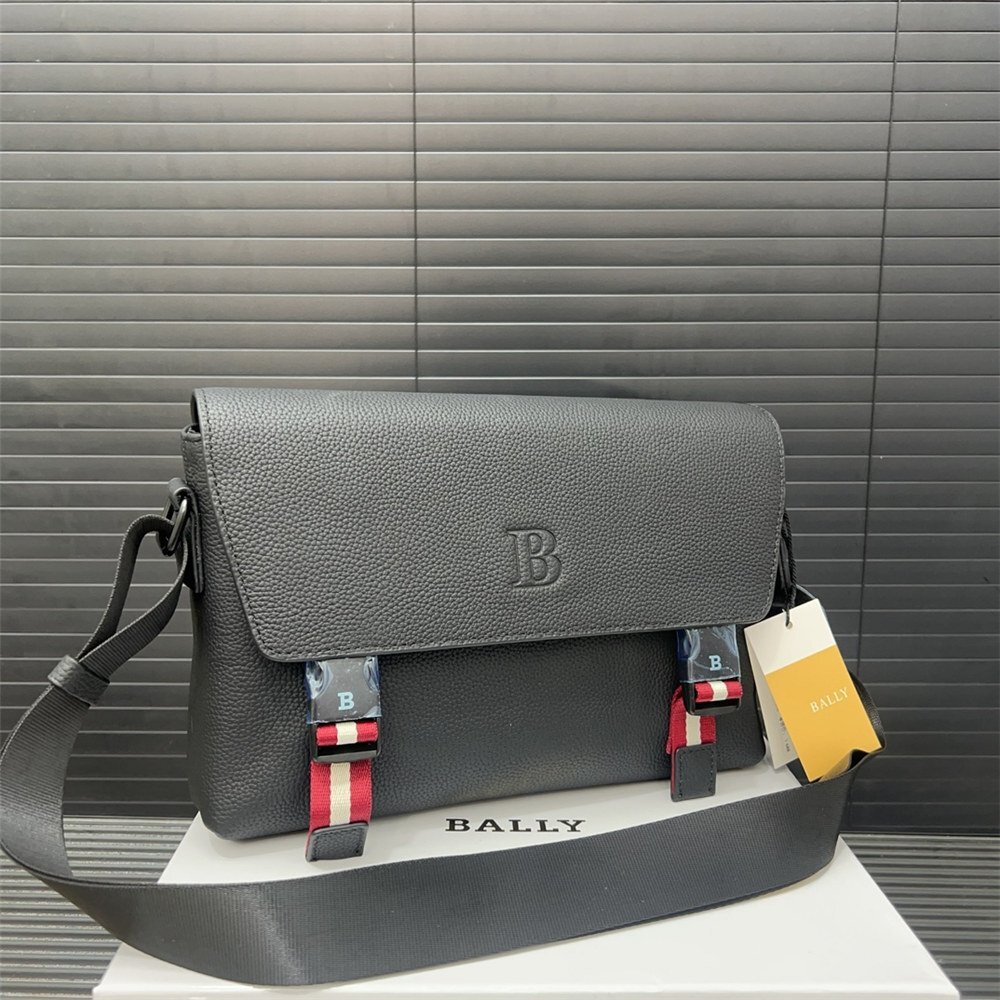 BALLY バリー メッセンジャーバッグ ショルダーバッグ メンズ 大 BALLY バリー メッセンジャーバッグ ショルダーバッグ メンズ 大