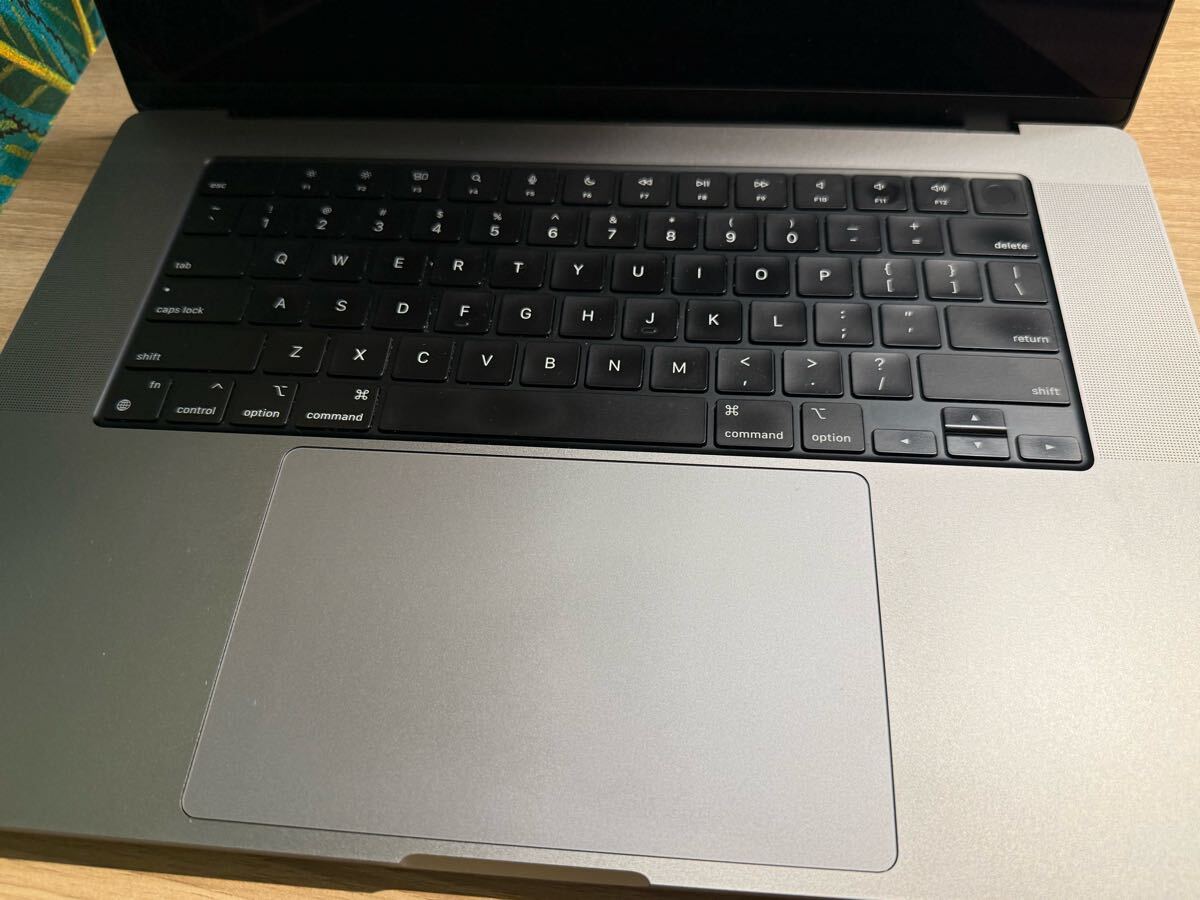 美品・送料無料】MacBook Pro 16インチ M1 Max 2021年 32GB 1TB 美品・送料無料】MacBook Pro 16インチ M1 Max 2021年 32GB 1TB