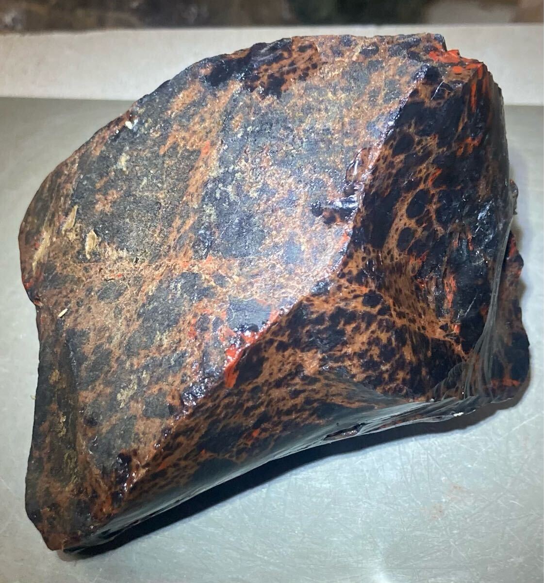 北海道産大きな天然十勝石原石566g[国産オブシディアン 黒曜石 北海道産大きな天然十勝石原石566g[国産オブシディアン 黒曜石